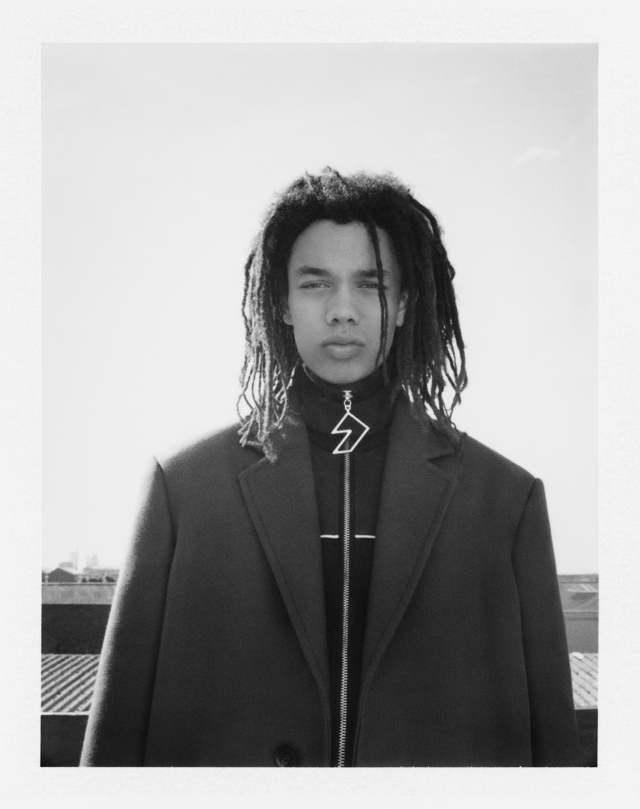 Versus AW17 & SS18 - 1