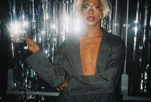 Tinder x Dazed - 1