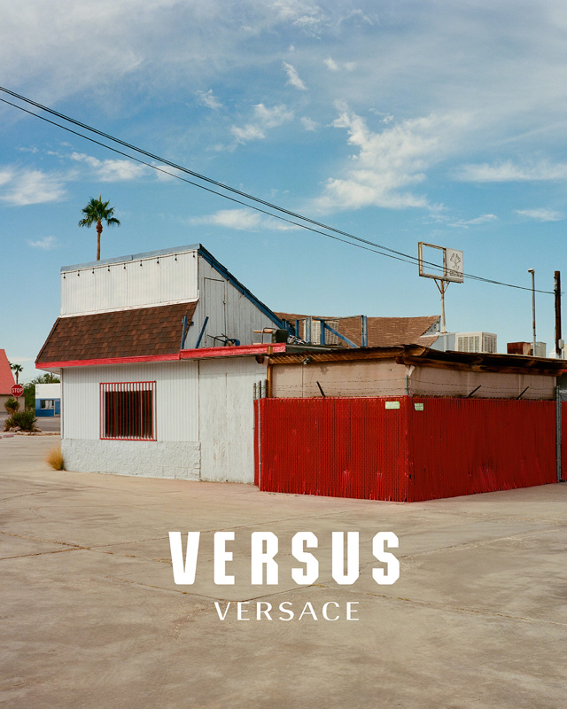Versus AW17 & SS18 - 1